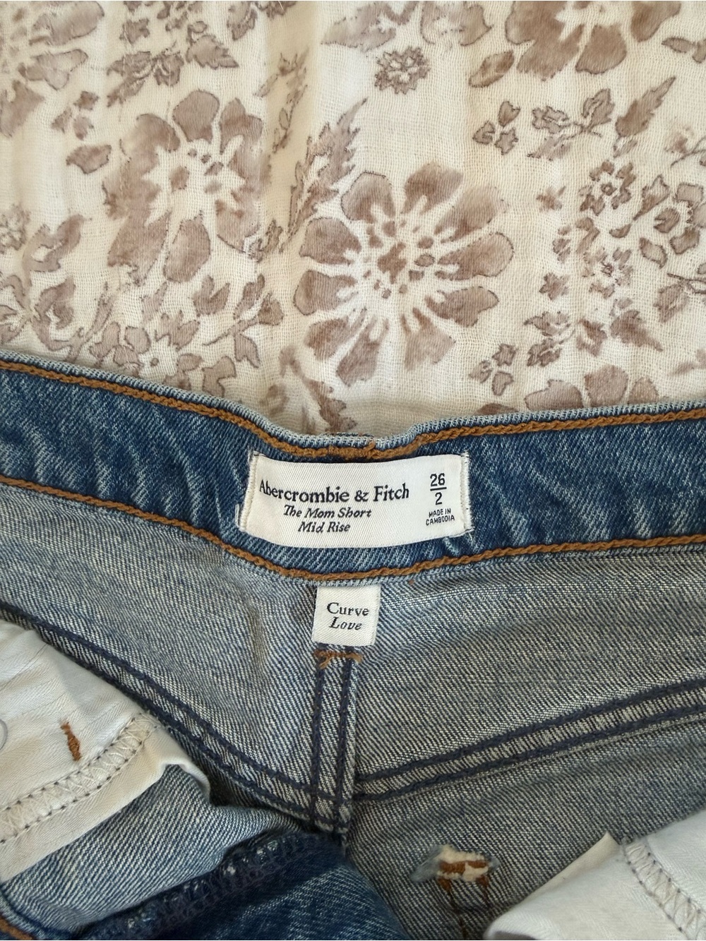 Abercrombie & Fitch Light Blue Mid Rise Mom Jean Shorts